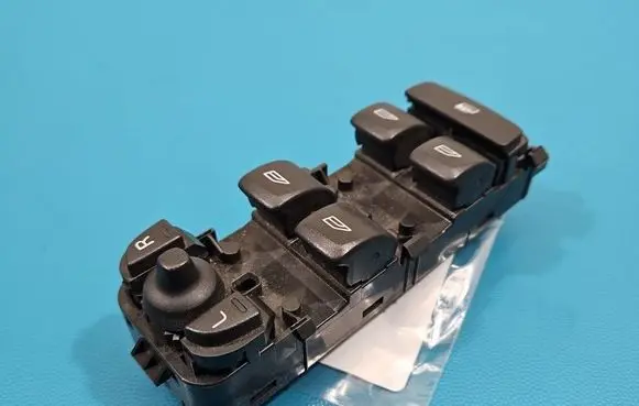 Volvo V40 Electric window control switch 31376495 IMPRK1523862