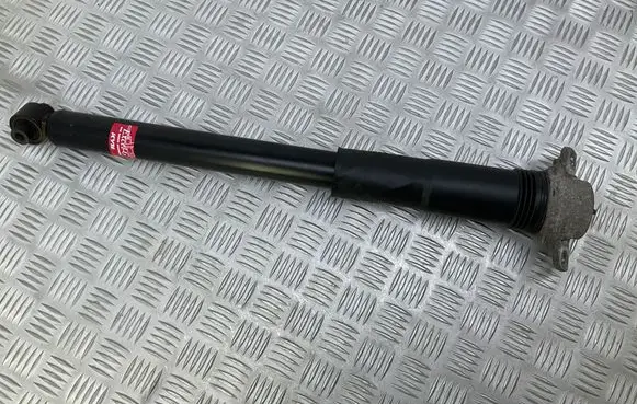 Volkswagen PASSAT B8 Rear shock absorber/damper 5Q0513425J