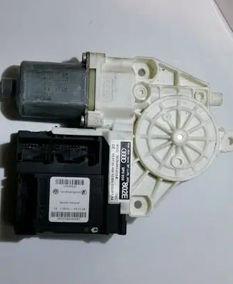 Audi A3 S3 A3 Sportback 8P Front door window regulator with motor 8P0859 05074635