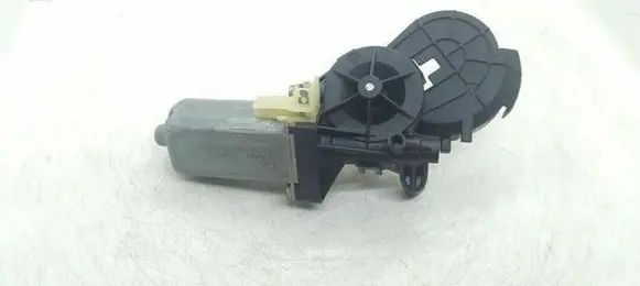 Mercedes-Benz C W203 Seat adjustment motor A2038201942