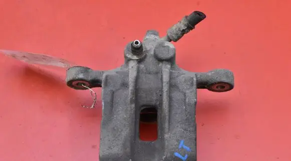 Hyundai ix35 Rear brake caliper