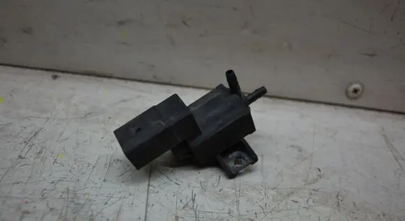 Volkswagen Up Turbo solenoid valve 037906283D