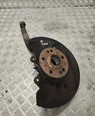 Mercedes-Benz ML W164 Front wheel hub spindle knuckle