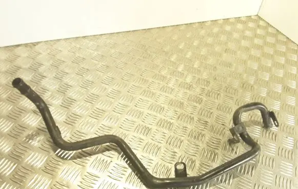 Volkswagen Touran I Engine coolant pipe/hose 03G121151L