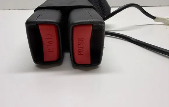 Nissan Qashqai Middle seatbelt (rear)