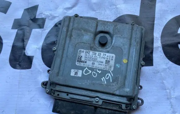 Mercedes-Benz ML W164 Engine control unit/module A6421500177 6421500177