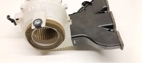 Toyota Auris E180 Hybrid/electric vehicle battery fan G923012010