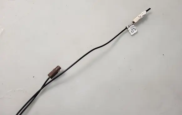Opel Movano B Radio antenna 282173314R