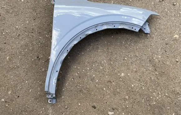 Renault Megane E-Tech Fender 