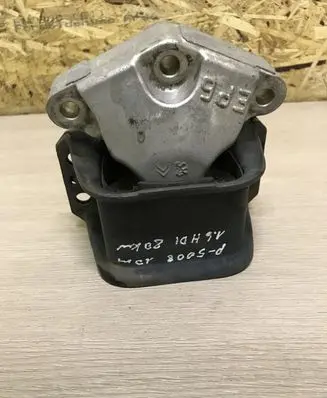 Peugeot 5008 Engine mount bracket 9655922980