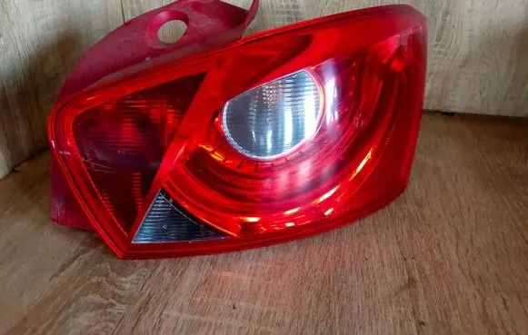 Seat Ibiza IV (6J,6P) Rear/tail lights