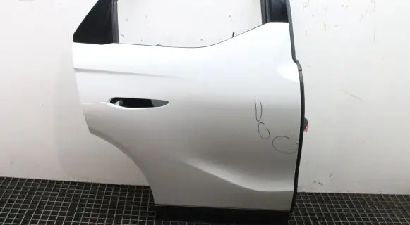 Citroen DS3 Rear door