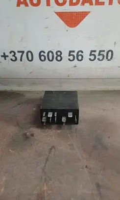 Volkswagen Golf III Other relay 4B0955531A 72WA401 190698