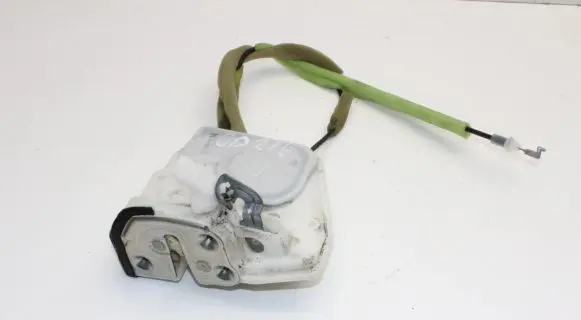 Mazda 3 II Rear door lock