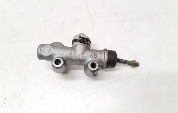 Toyota Avensis Verso Clutch master cylinder 3145414010