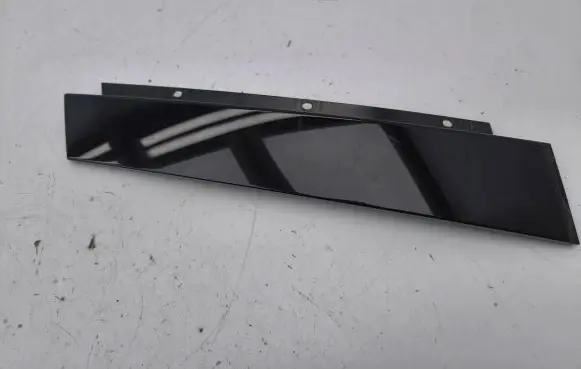 Skoda Octavia Mk4 Front door glass trim molding 5E7839904