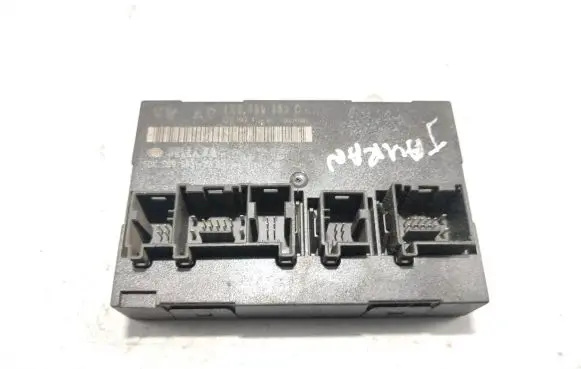 Volkswagen Touran I Comfort/convenience module 1K0959433C 05450800 S0201H01
