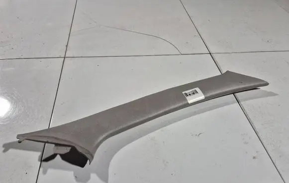 Toyota Yaris (C) pillar trim 6221152011 62212-52011