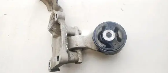 Honda Civic Engine mounting bracket 90SMJ