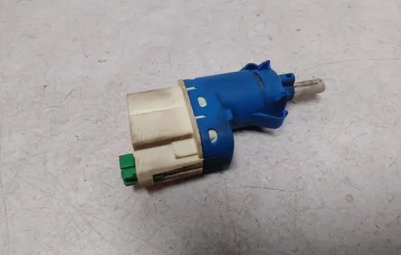 Ford Focus Brake pedal sensor switch 3M5T9C872AB