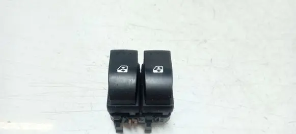 Renault Espace - Grand espace IV Electric window control switch 015085A