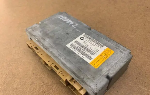 BMW 5 E60 E61 Airbag control unit/module 6943089 65776943089 65776946388