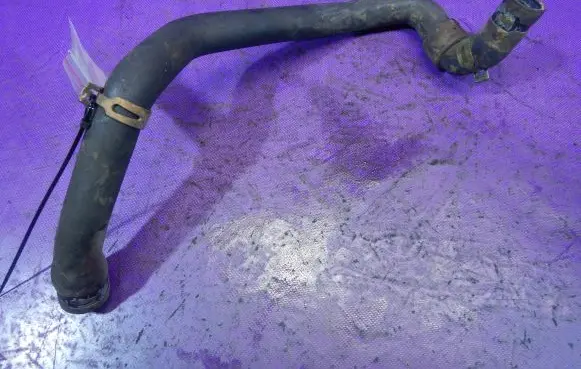 Renault Trafic II (X83) Engine coolant pipe/hose