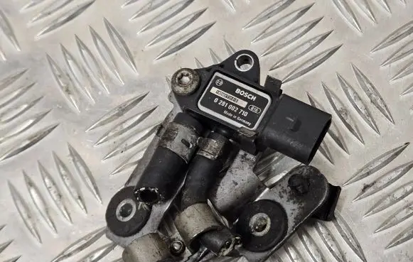 Volkswagen PASSAT B6 Air pressure sensor 0281002710 160601T0101E 3C031552B