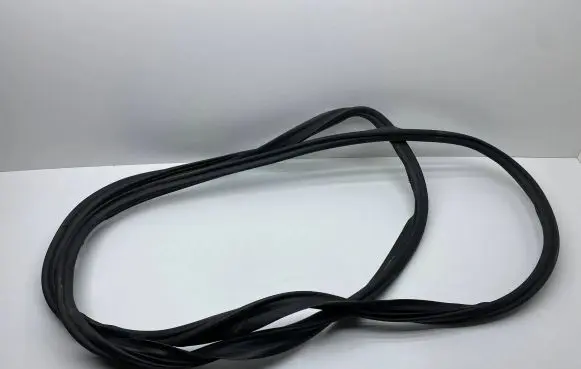 Audi A7 S7 4G Trunk rubber seal (body) 4G8827705A