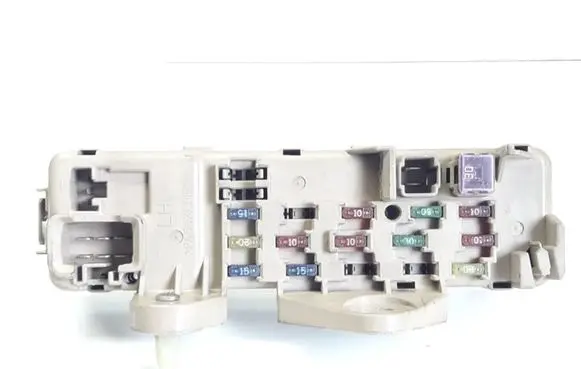 Mazda 323 F Fuse module 2B0102129078