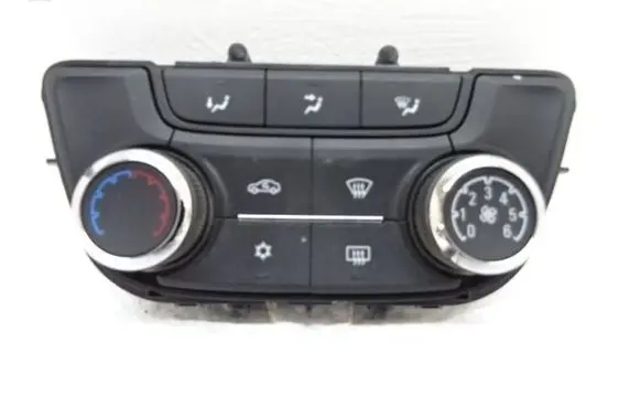 Opel Zafira C Air conditioning (A/C) switch 39081561