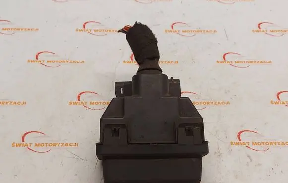 Opel Meriva B Fuse module 315938597