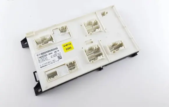 Mercedes-Benz GLE (W166 - C292) SAM control unit A1669006120 A1669018306 A1569027900