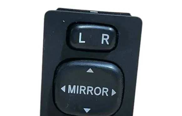 Toyota Yaris Wing mirror switch 769746 769746C 183574