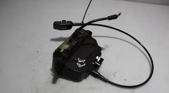 Renault Megane II Front door lock