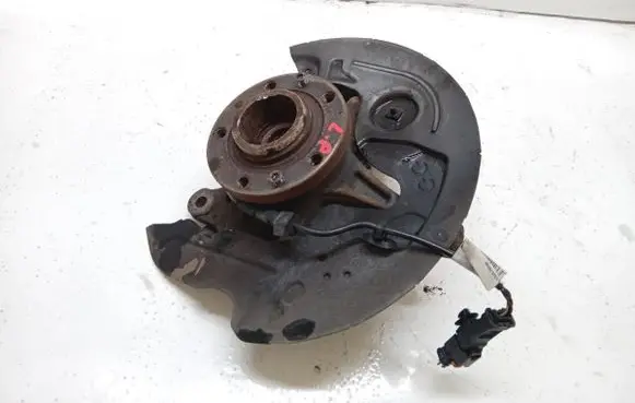 Peugeot 508 II Front wheel hub spindle knuckle