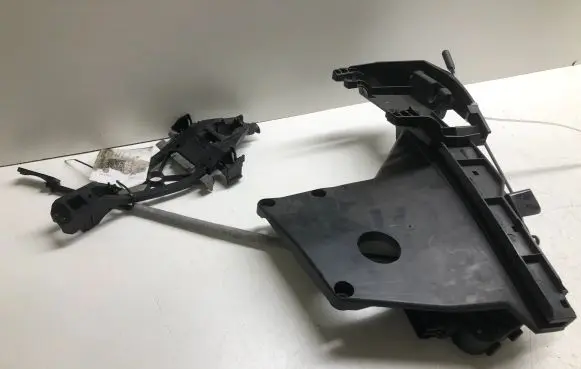 Volvo S80 Front door lock