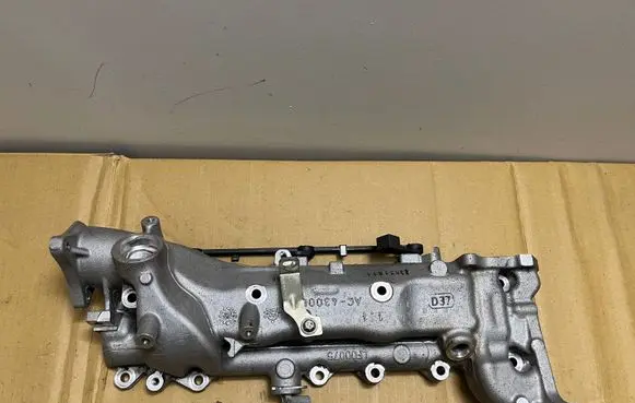 Mercedes-Benz GLE (W166 - C292) Intake manifold 6420908337