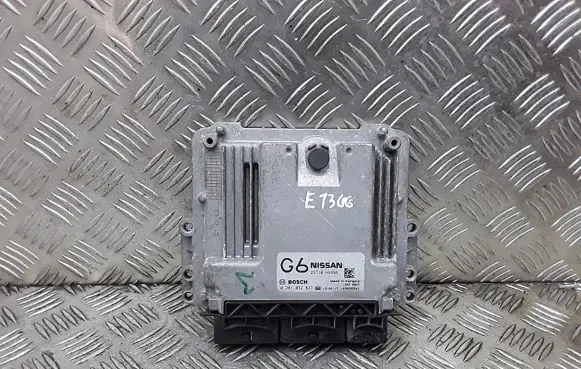 Nissan Qashqai Engine control unit/module 0281032827