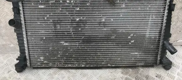 Ford Focus C-MAX Coolant radiator 3m5h8005sh