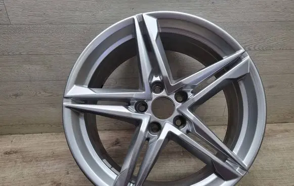 Audi A4 S4 B9 8W R18 alloy rim 8W0601025EC