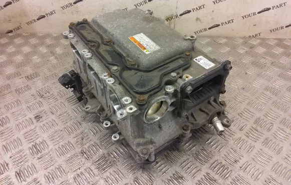 Toyota Auris E180 Voltage converter inverter G920047190