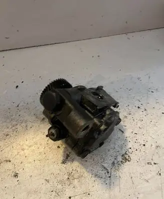 Ford Maverick Vacuum pump 1465077401 6Y17390E