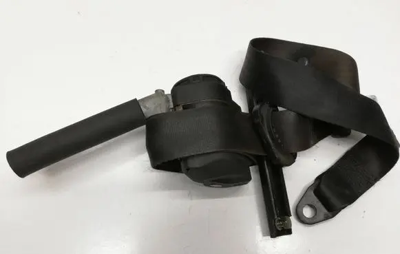 Alfa Romeo 166 Front seatbelt