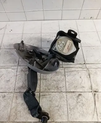 Nissan Almera Tino Middle seatbelt (rear) 88854BU205