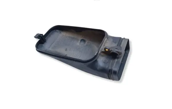 BMW 1 E81 E87 Air intake duct part 7797956