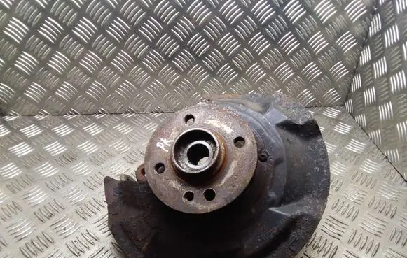Mini One - Cooper Coupe R56 Front wheel hub