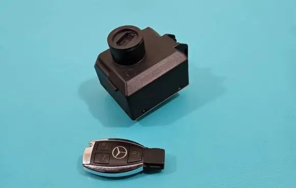 Mercedes-Benz GLA W156 Ignition lock A2469055801 IMPRK1360619