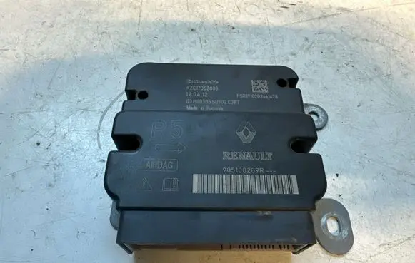 Dacia Duster II Airbag control unit/module 985100209R