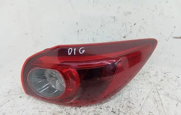 Mazda 3 III Rear/tail lights B45D51150 22041981